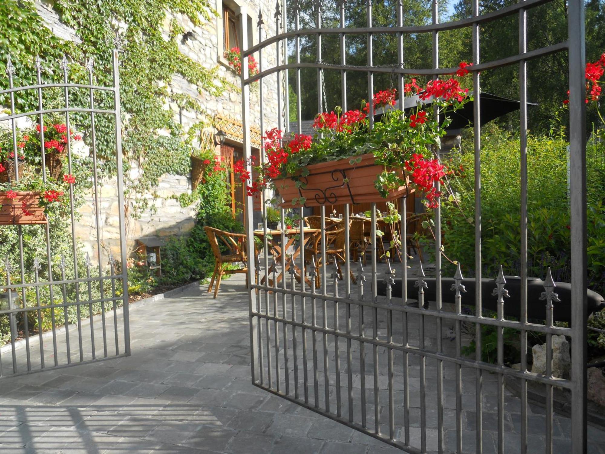 Salmchâteau B&B Nord Sud מראה חיצוני תמונה