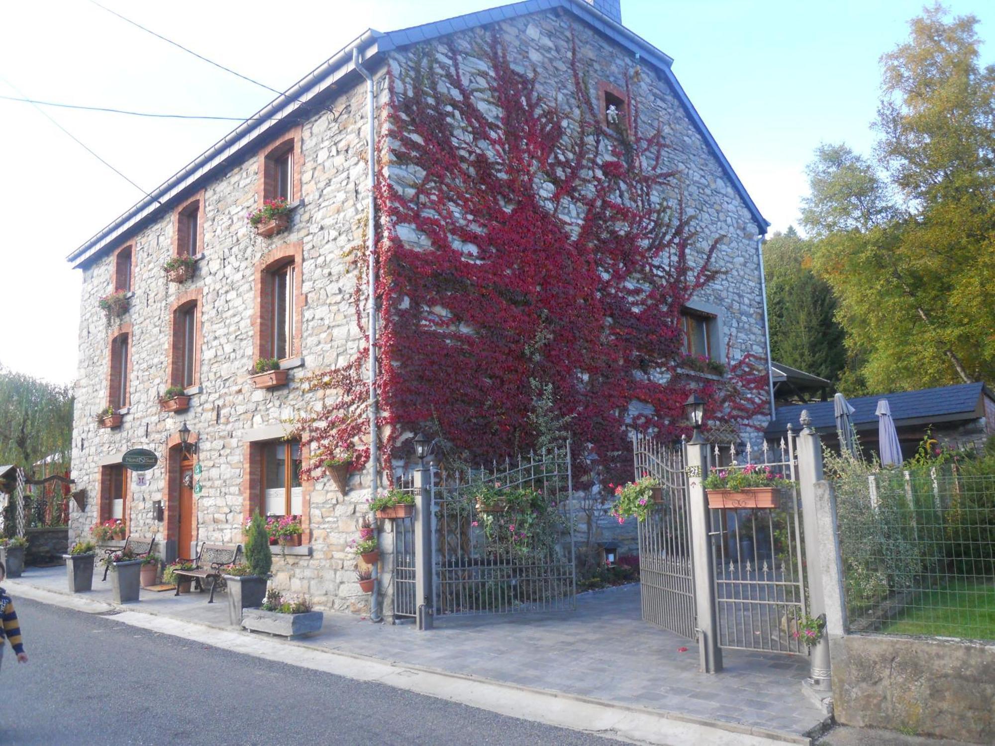 Salmchâteau B&B Nord Sud מראה חיצוני תמונה