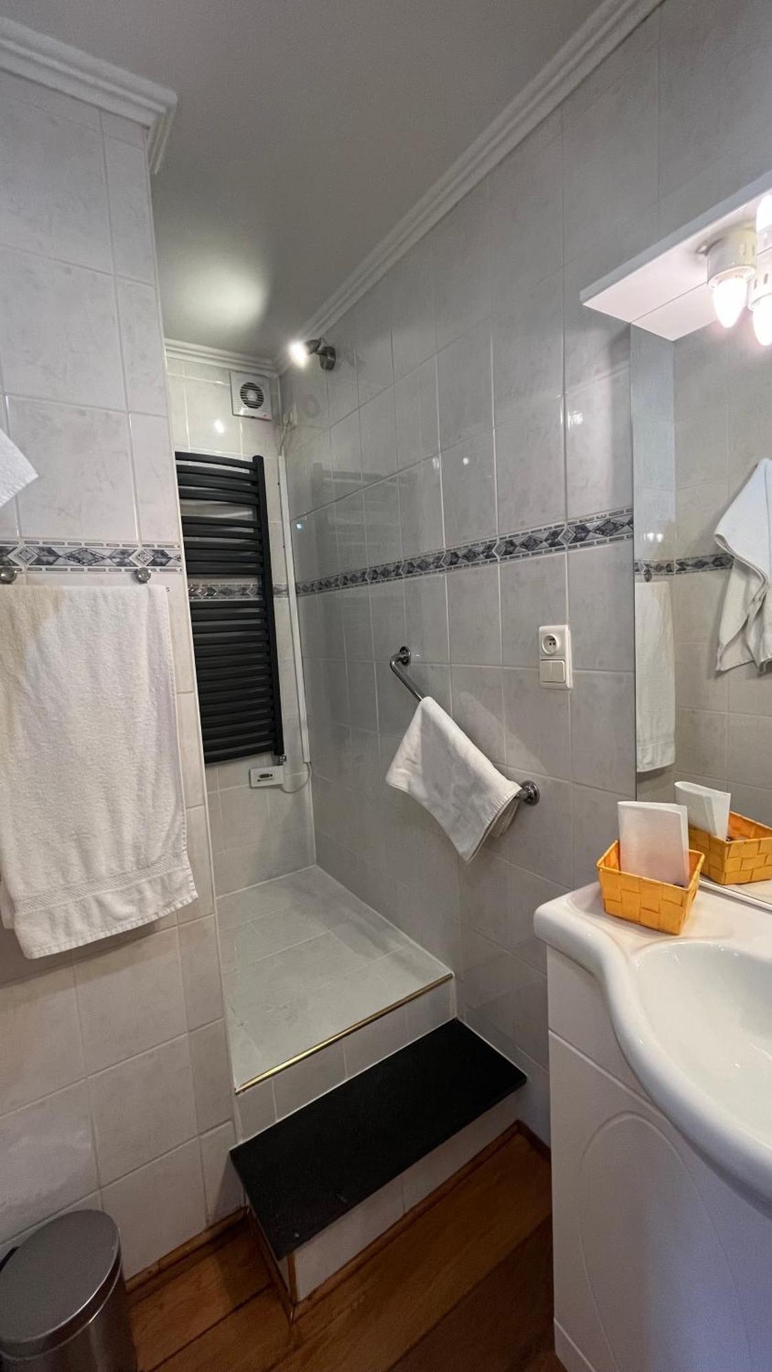 Salmchâteau B&B Nord Sud מראה חיצוני תמונה